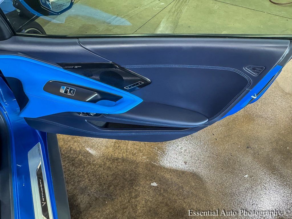 Used 2024 Chevrolet Corvette Stingray Premium Cpe w/ Z51 Performance Package image 28