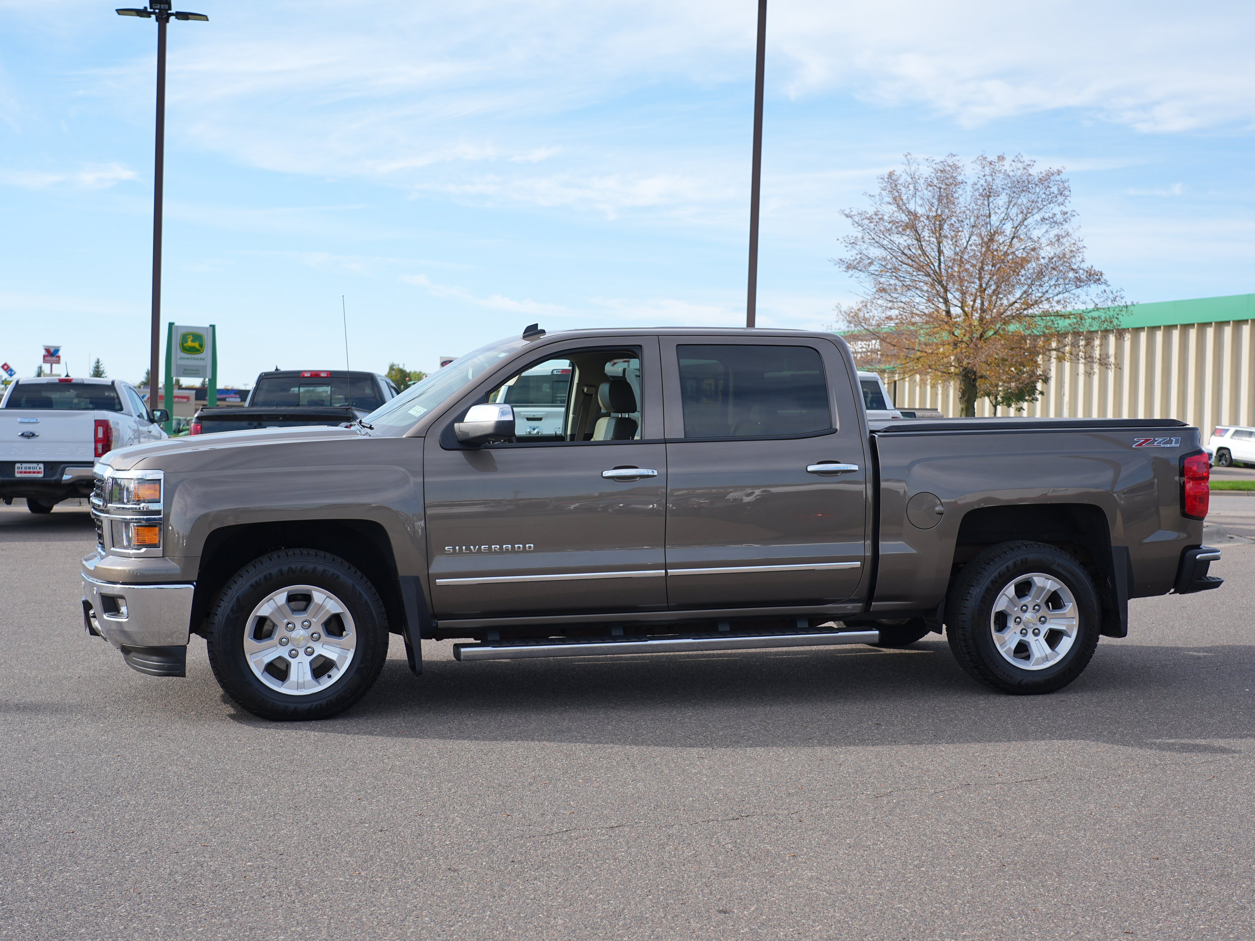 Used 2014 Chevrolet Silverado 1500 LTZ Z71 w/ LTZ Plus Package AWD/4WD image 6