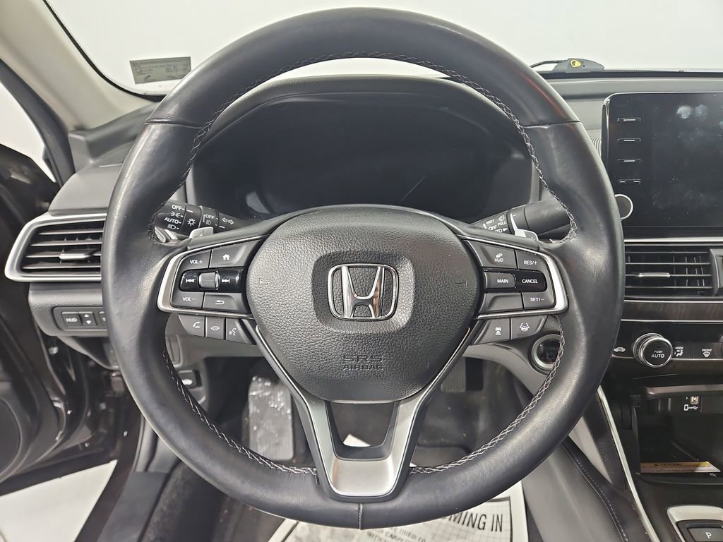 Used 2018 Honda Accord Touring image 14