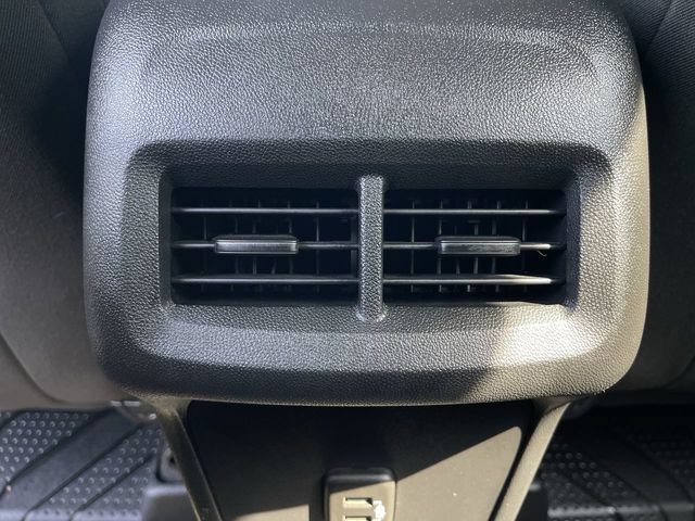 Used 2020 Chevrolet Equinox LT w/ Driver Convenience Package FWD image 21