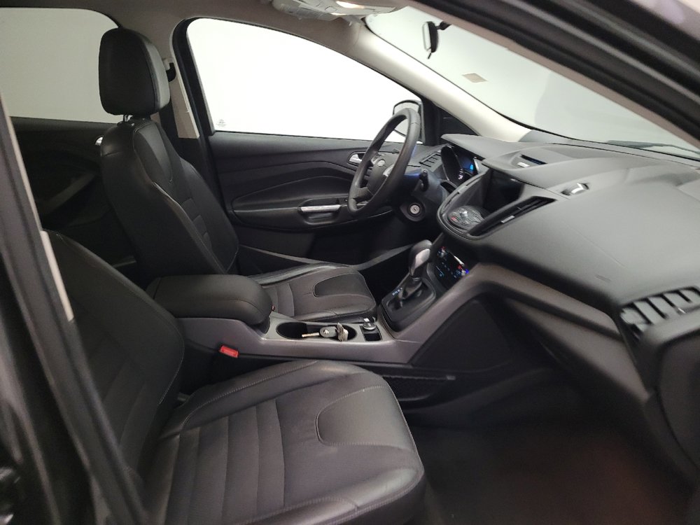 Used 2016 Ford Escape SE w/ SE Chrome Package FWD image 21