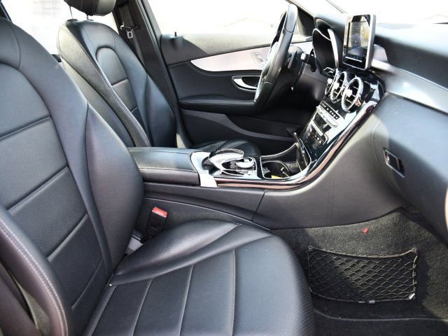 Used 2015 Mercedes-Benz C 300 Sedan image 23