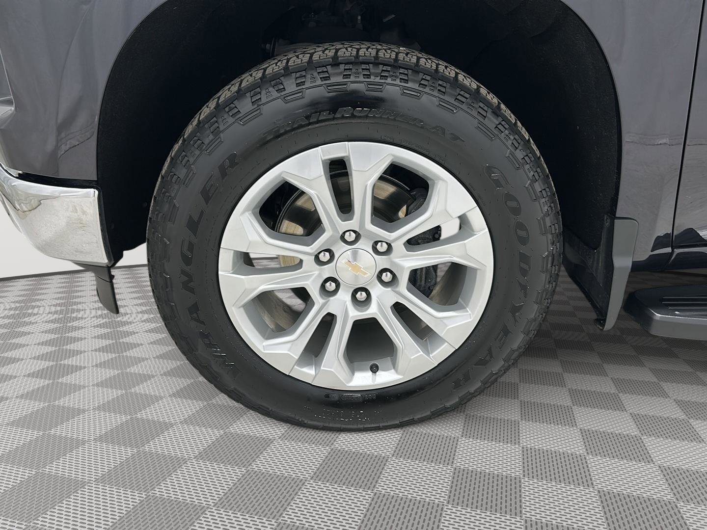 Used 2022 Chevrolet Silverado 1500 LTZ w/ LTZ Premium Package image 29