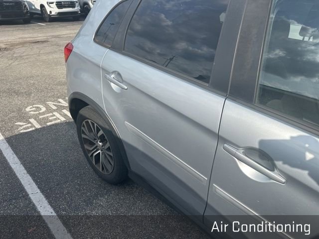 Used 2017 Mitsubishi Outlander Sport ES image 5