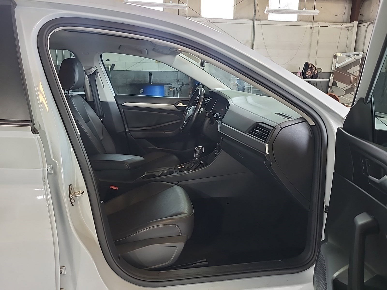 Used 2019 Volkswagen Jetta SE FWD image 13