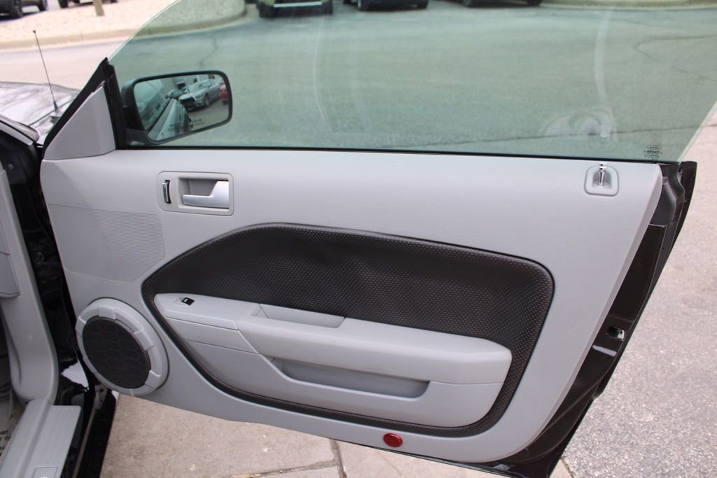 Used 2007 Ford Mustang GT Premium image 21