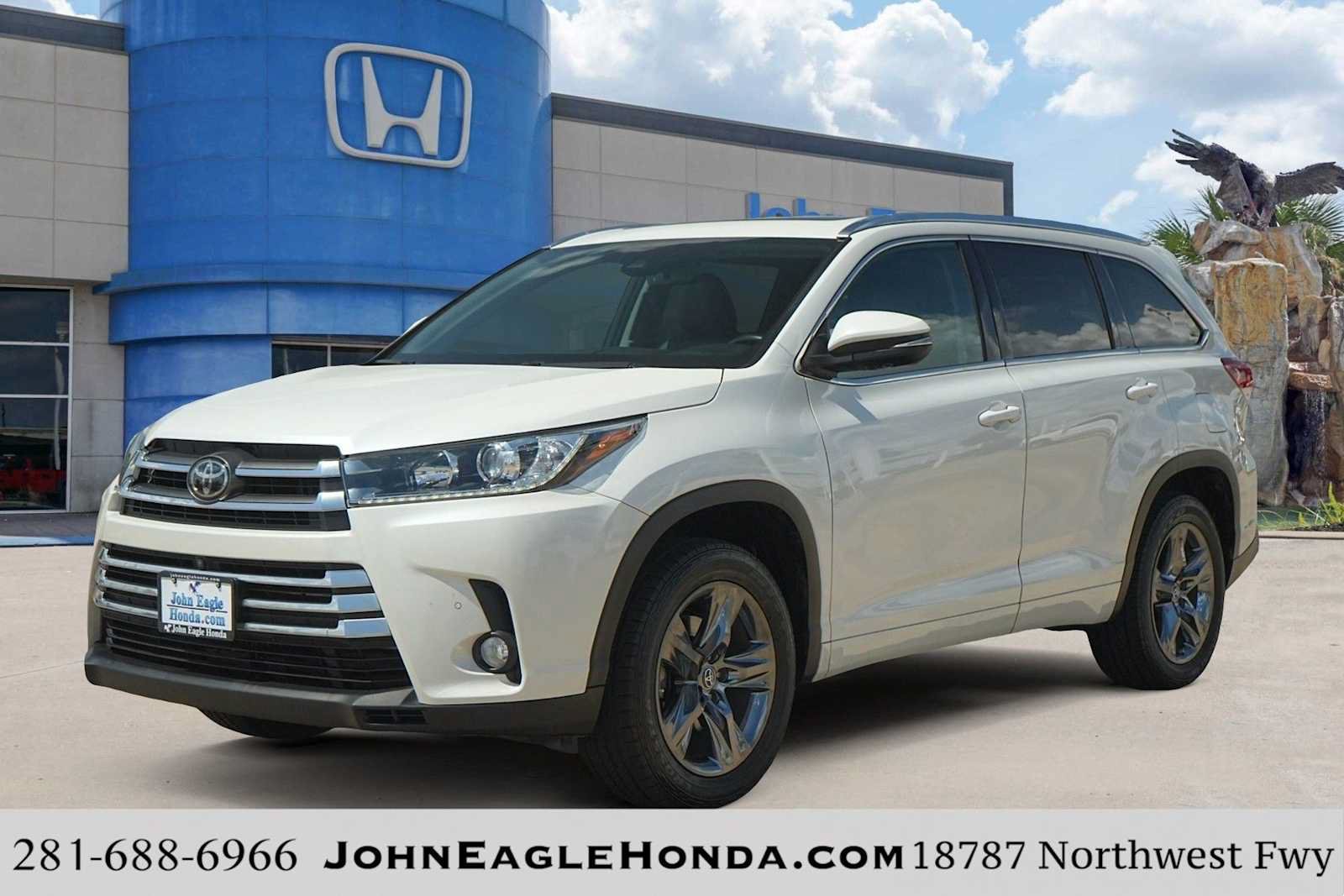 Used 2017 Toyota Highlander Limited Platinum