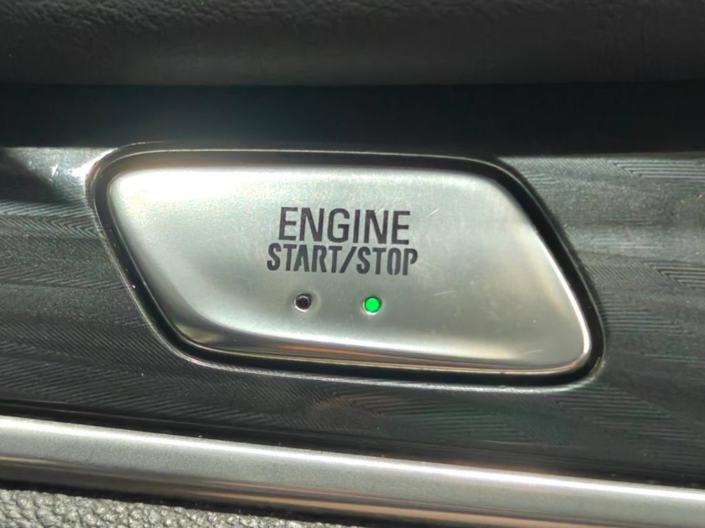 Used 2021 Buick Enclave Essence w/ Sound and Sites Package FWD image 12