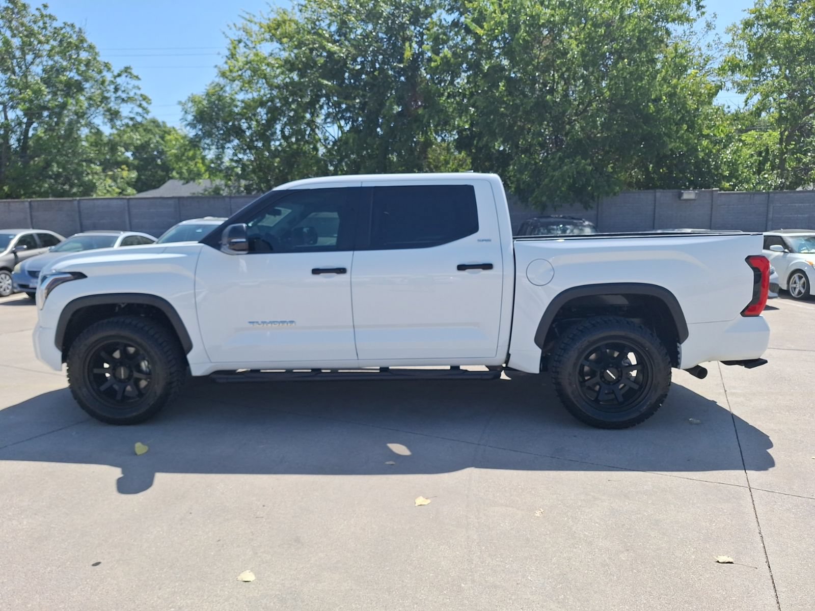 Used 2024 Toyota Tundra SR5 w/ SR5 Convenience Package AWD/4WD image 3