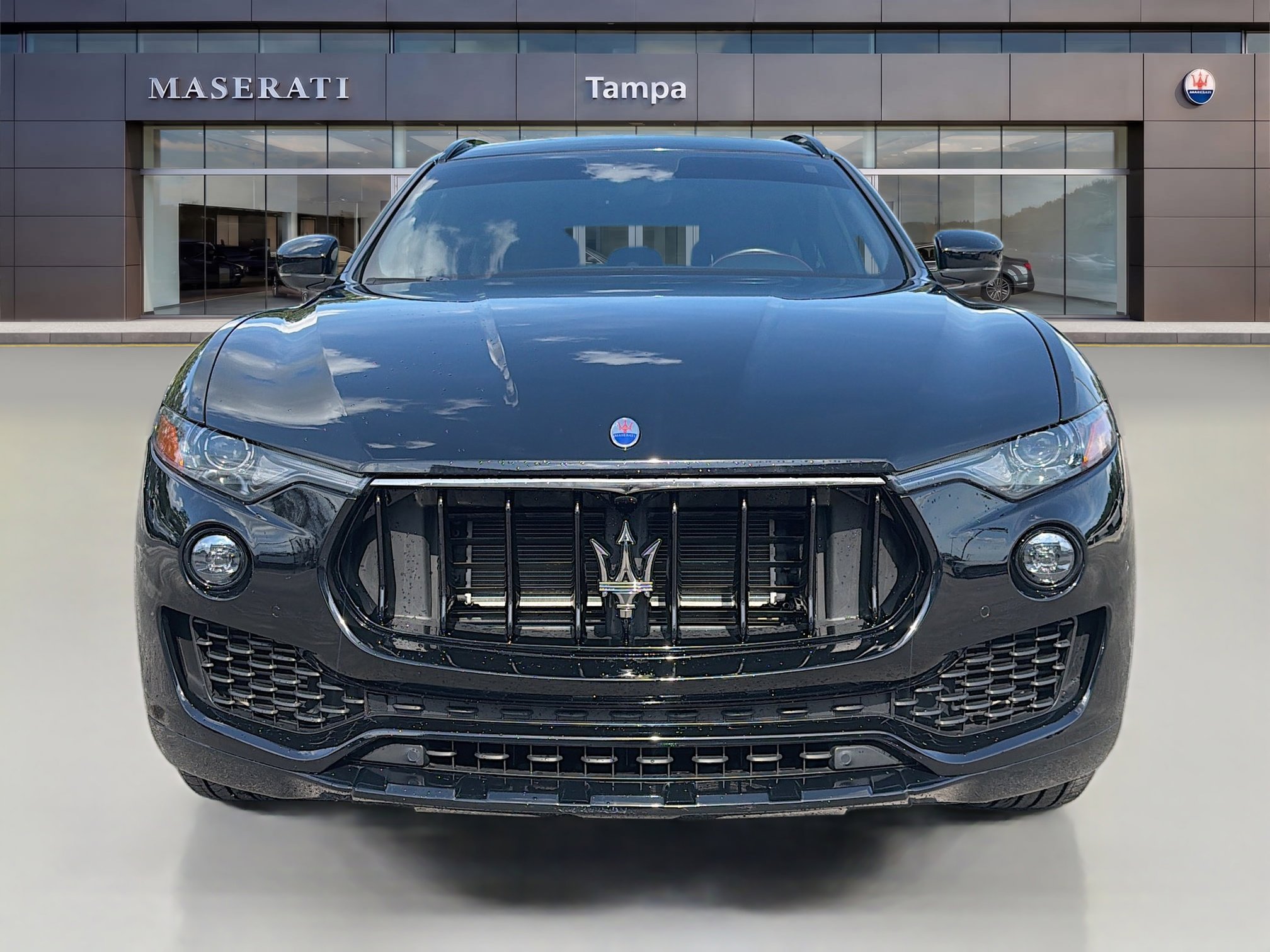 Used 2020 Maserati Levante AWD/4WD image 8