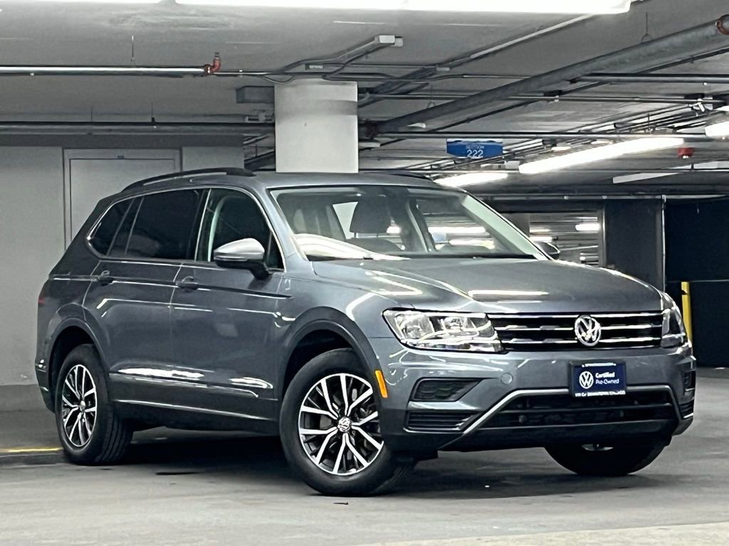 Used 2020 Volkswagen Tiguan SE image 2
