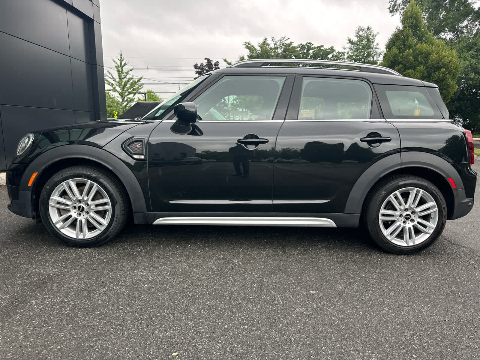 Certified 2024 MINI Cooper Countryman S w/ Storage Package AWD/4WD image 23