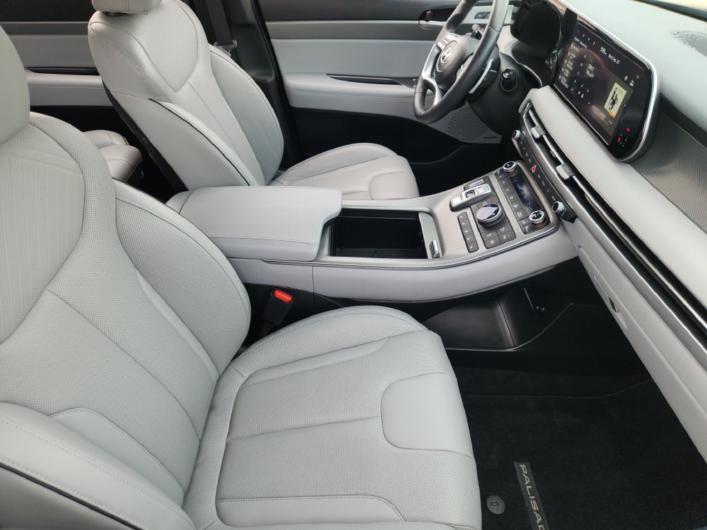 Used 2023 Hyundai Palisade SEL w/ Premium Package AWD/4WD image 12