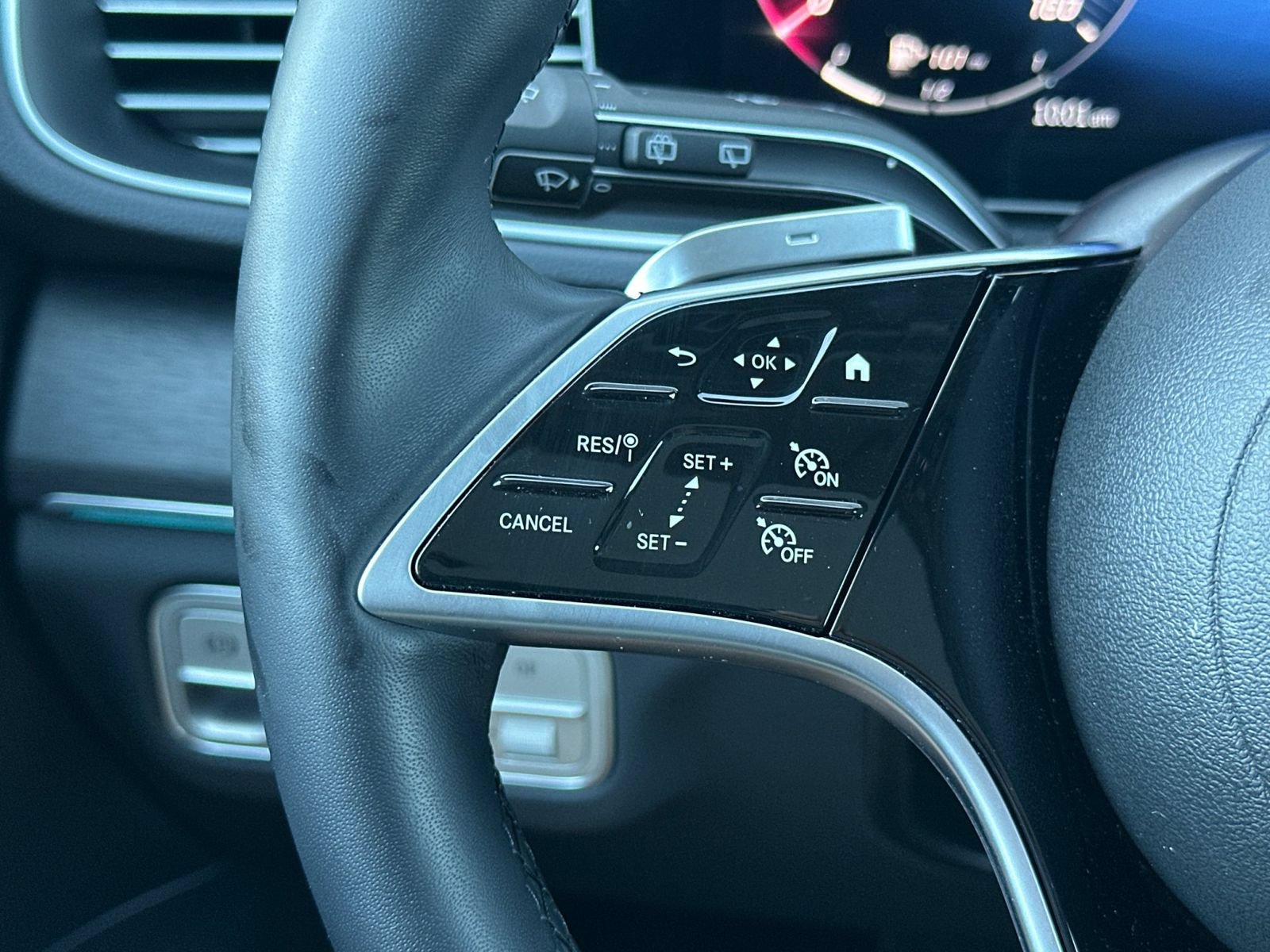 Certified 2026 Mercedes-Benz GLE 350 4MATIC image 29