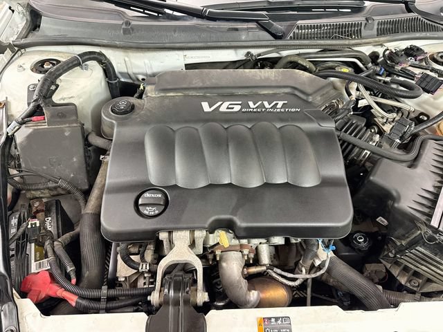 Used 2013 Chevrolet Impala LTZ FWD image 30