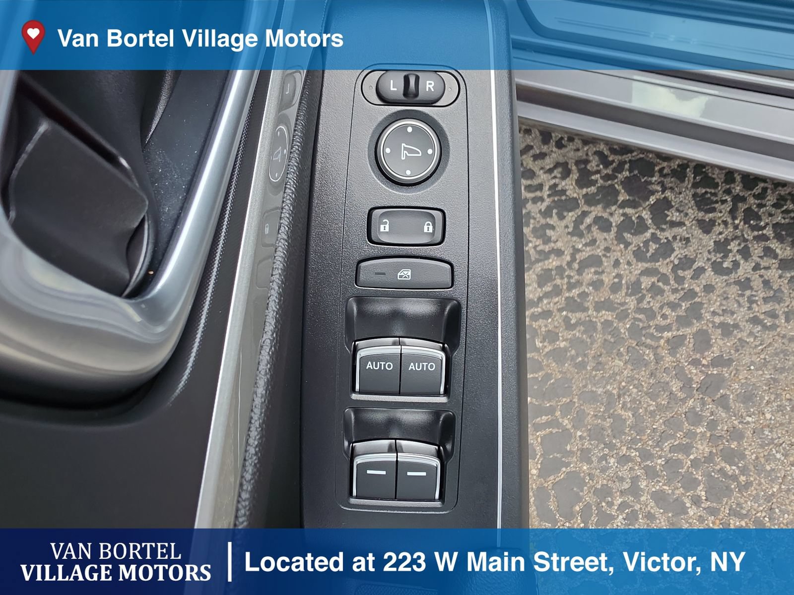 Used 2024 Acura Integra A-Spec w/ Technology Package FWD image 12