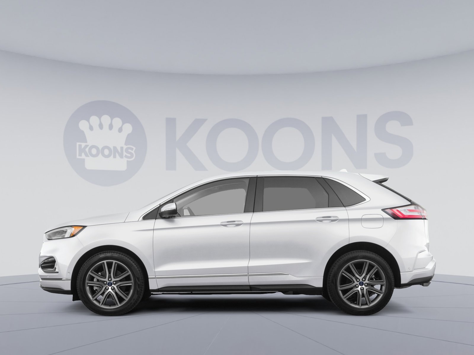 Used 2019 Ford Edge Titanium w/ Cold Weather Package image 2