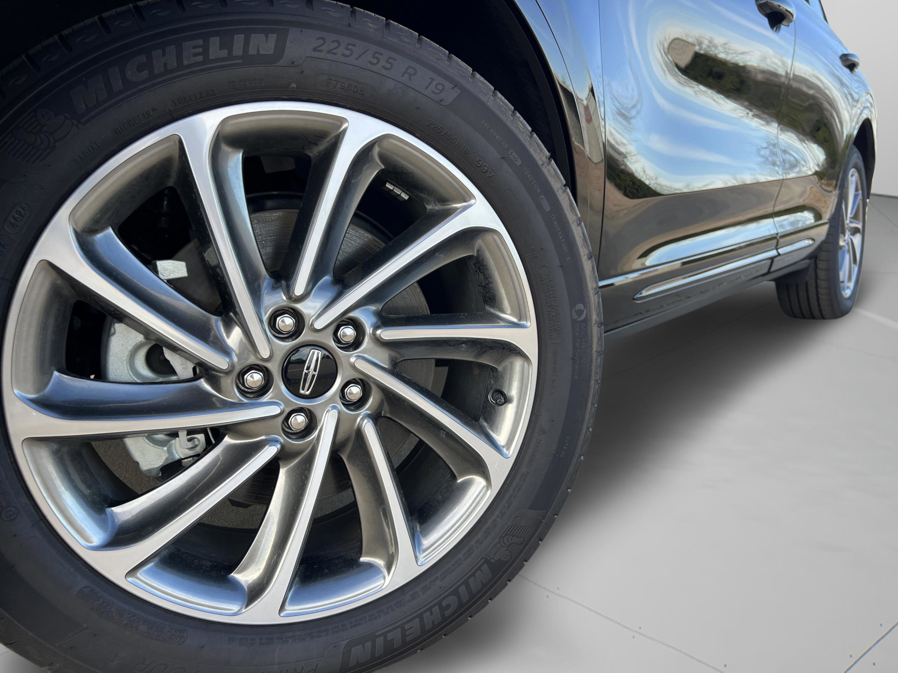 New 2025 Lincoln Corsair Grand Touring image 14