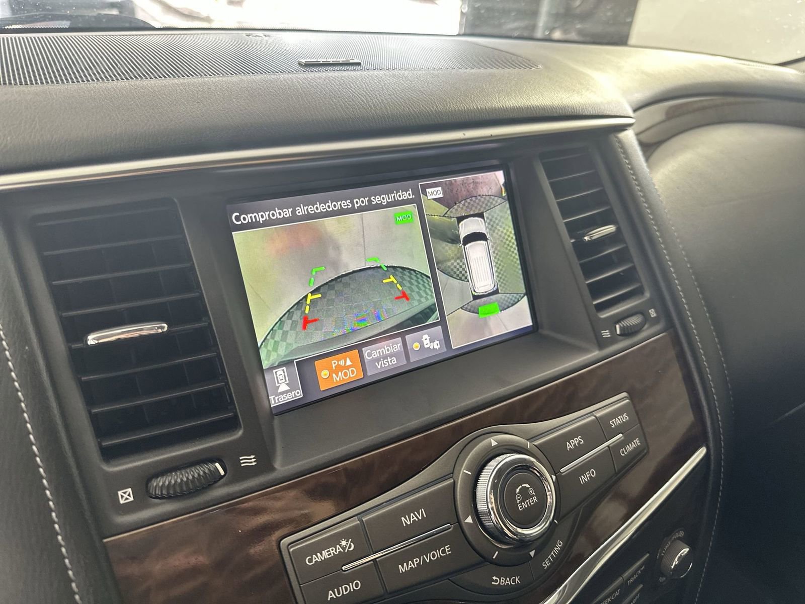 Used 2020 Nissan Armada Platinum w/ Captain's Chairs Package image 17