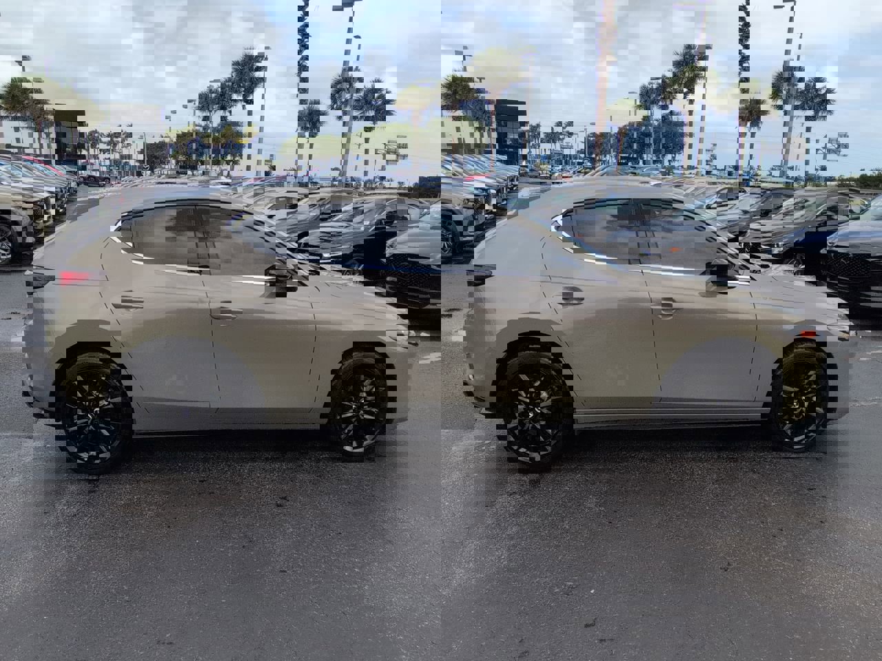 Used 2024 MAZDA MAZDA3 s AWD/4WD image 3