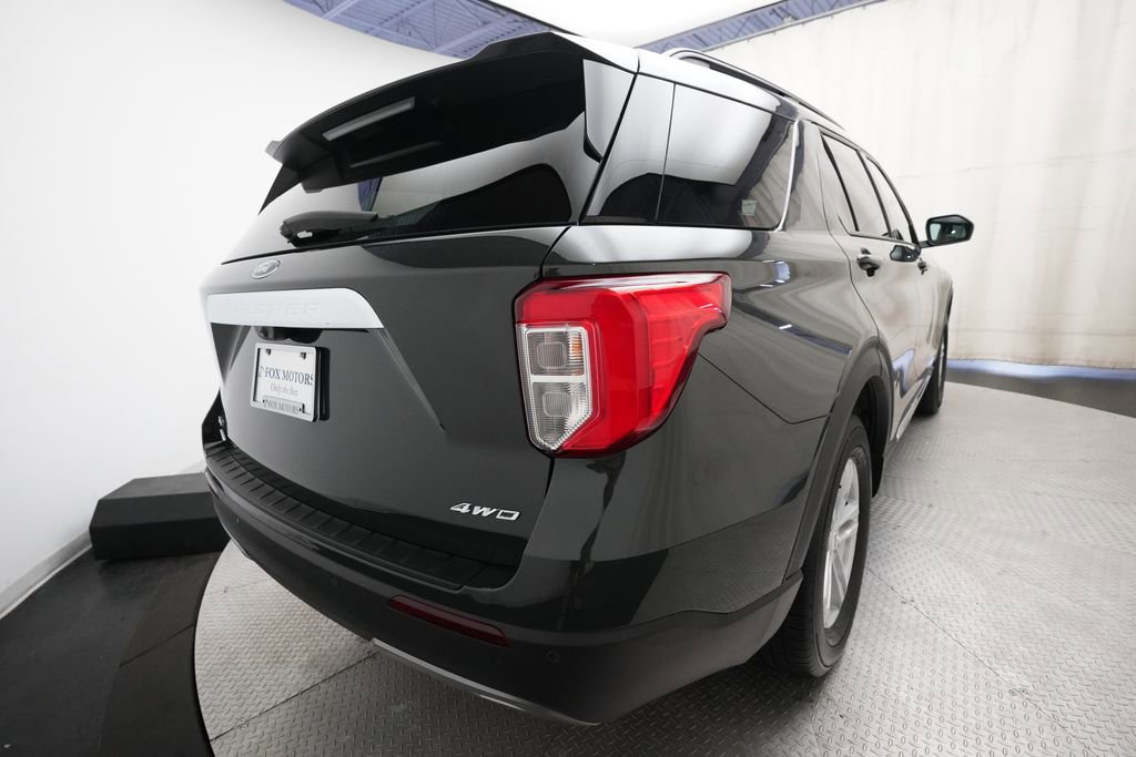 Used 2023 Ford Explorer XLT w/ Equipment Group 202A AWD/4WD image 13