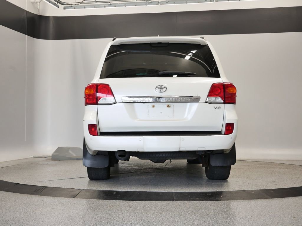 Used 2015 Toyota Land Cruiser image 4