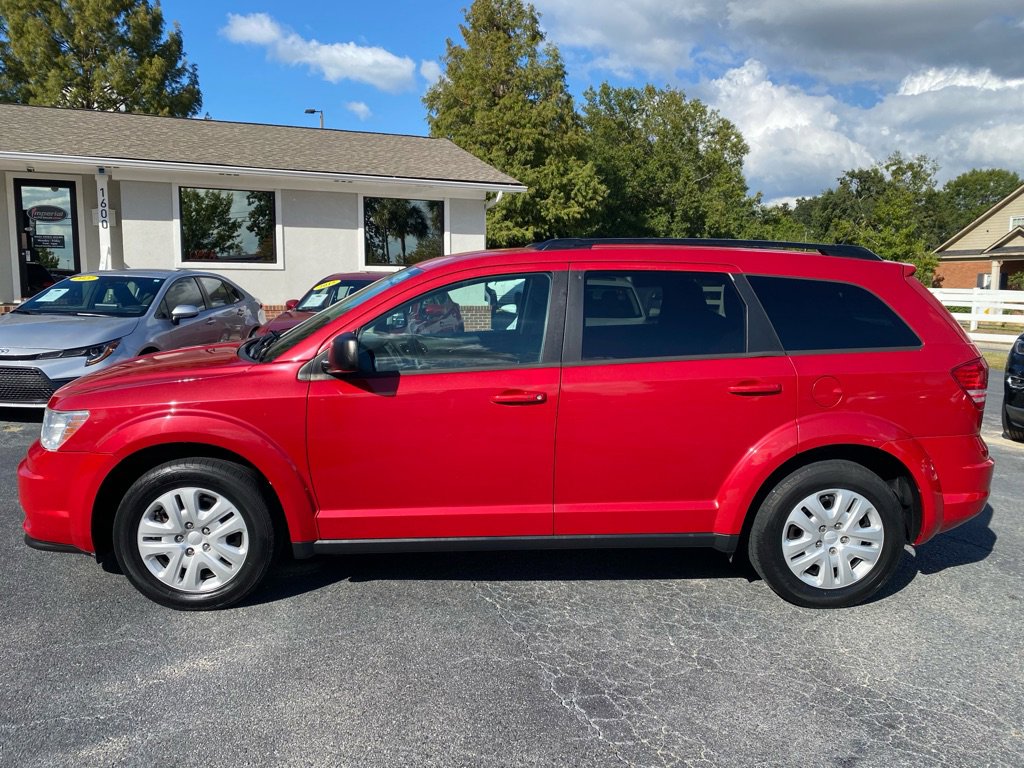 Used 2017 Dodge Journey SE FWD image 3