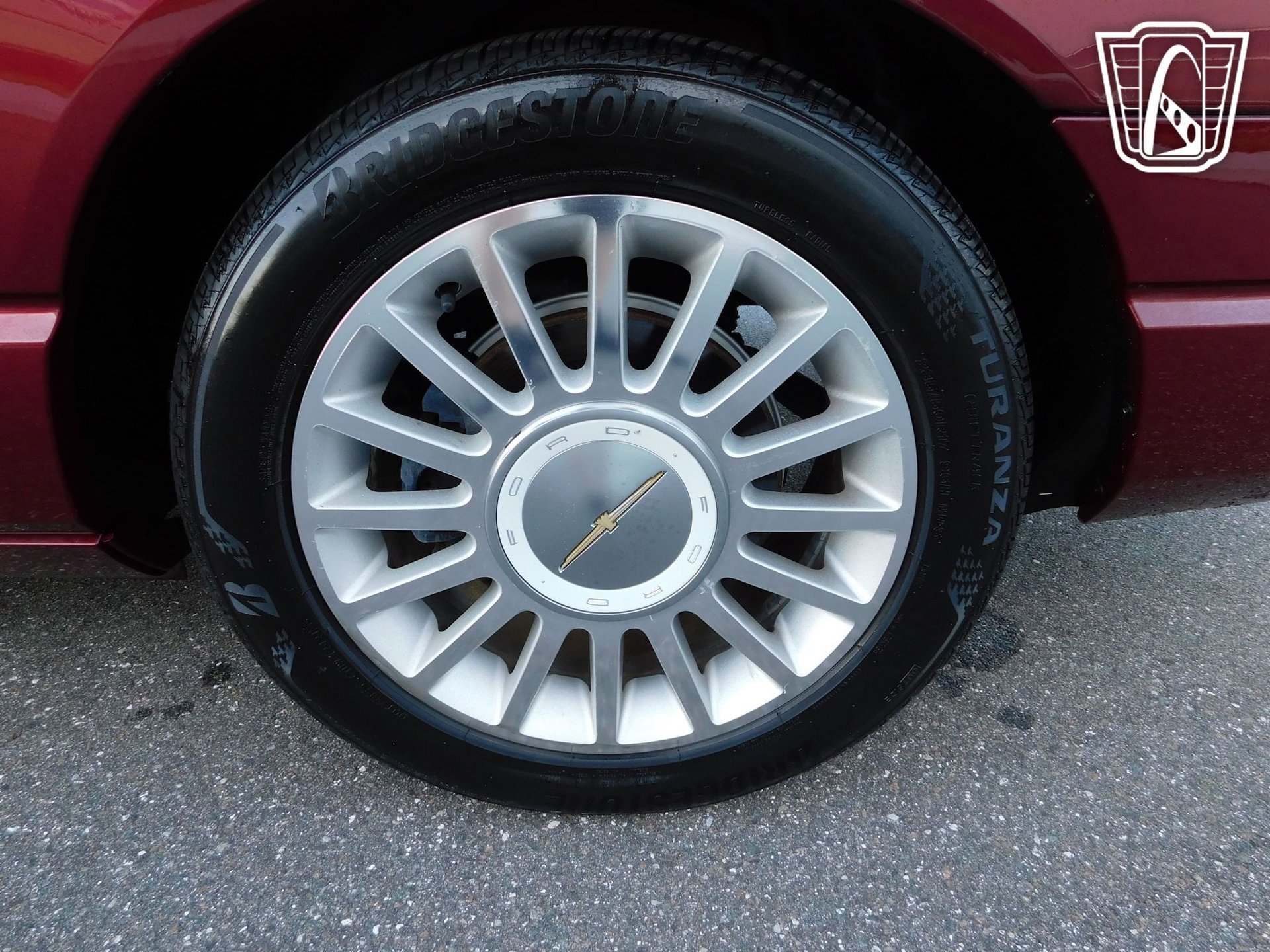 Used 2004 Ford Thunderbird RWD image 40