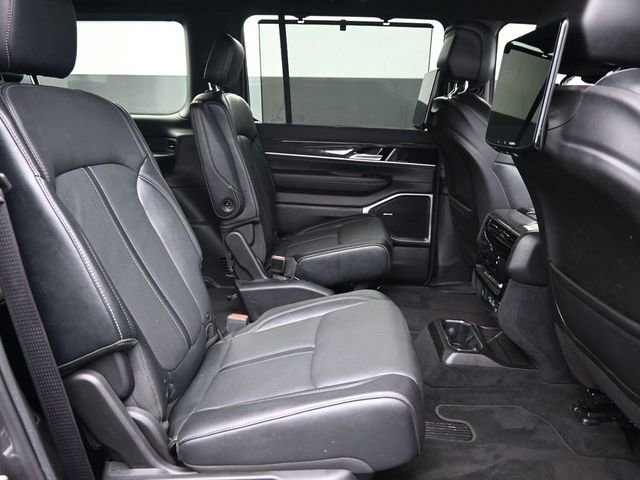 Used 2022 Jeep Wagoneer Series II w/ Convenience Group I image 37