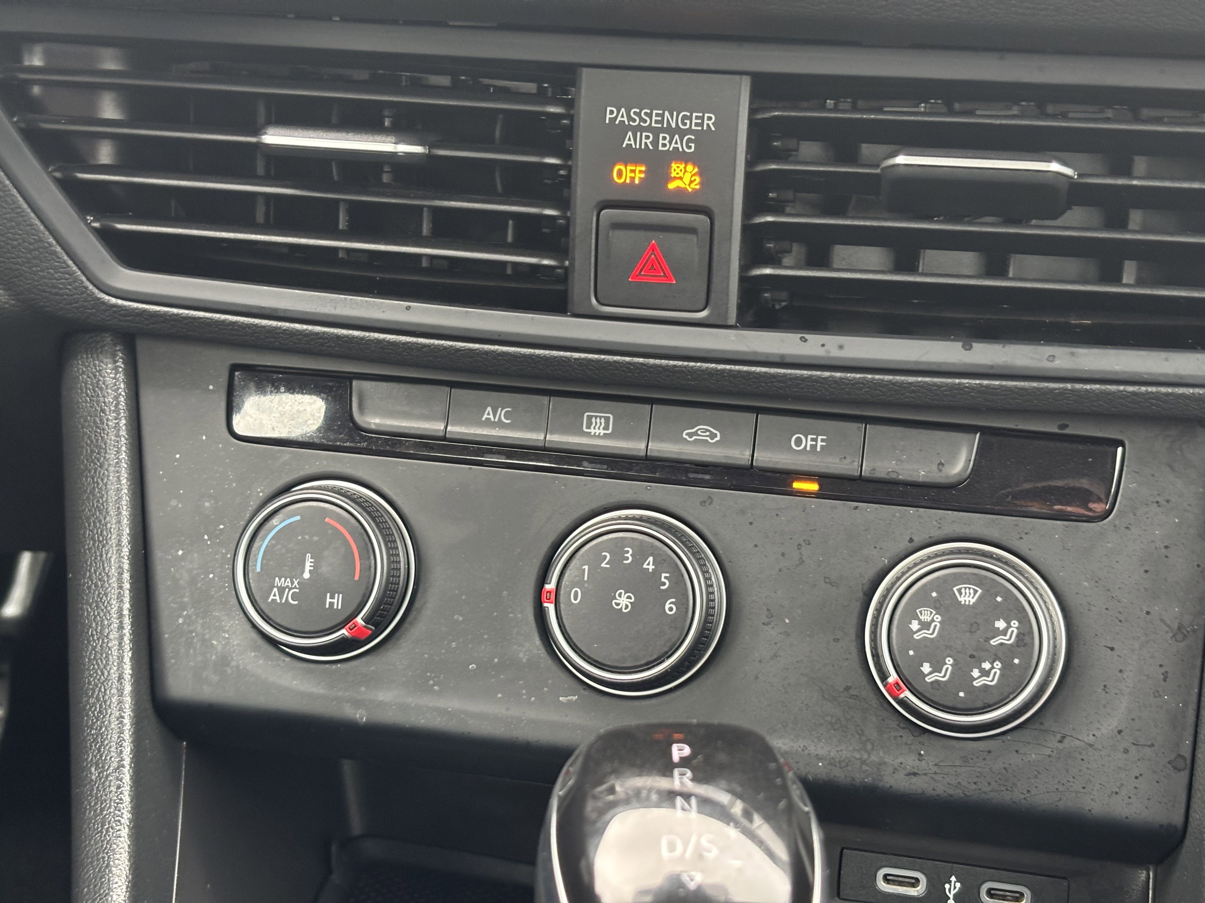 Used 2024 Volkswagen Jetta S image 19