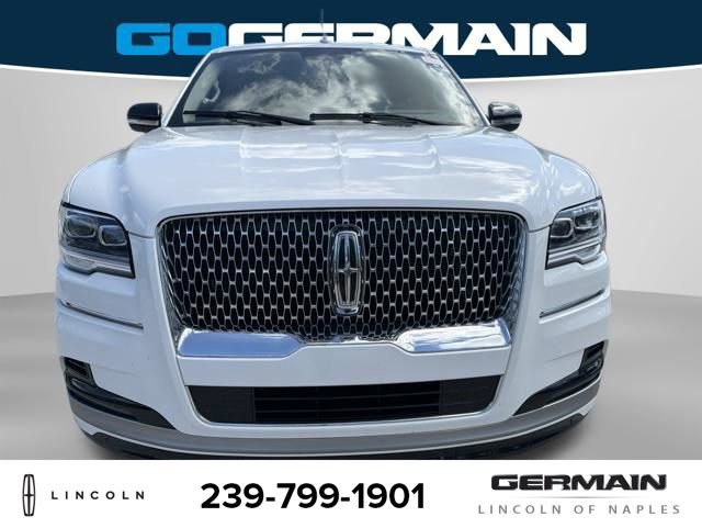 Used 2023 Lincoln Navigator Reserve AWD/4WD image 10