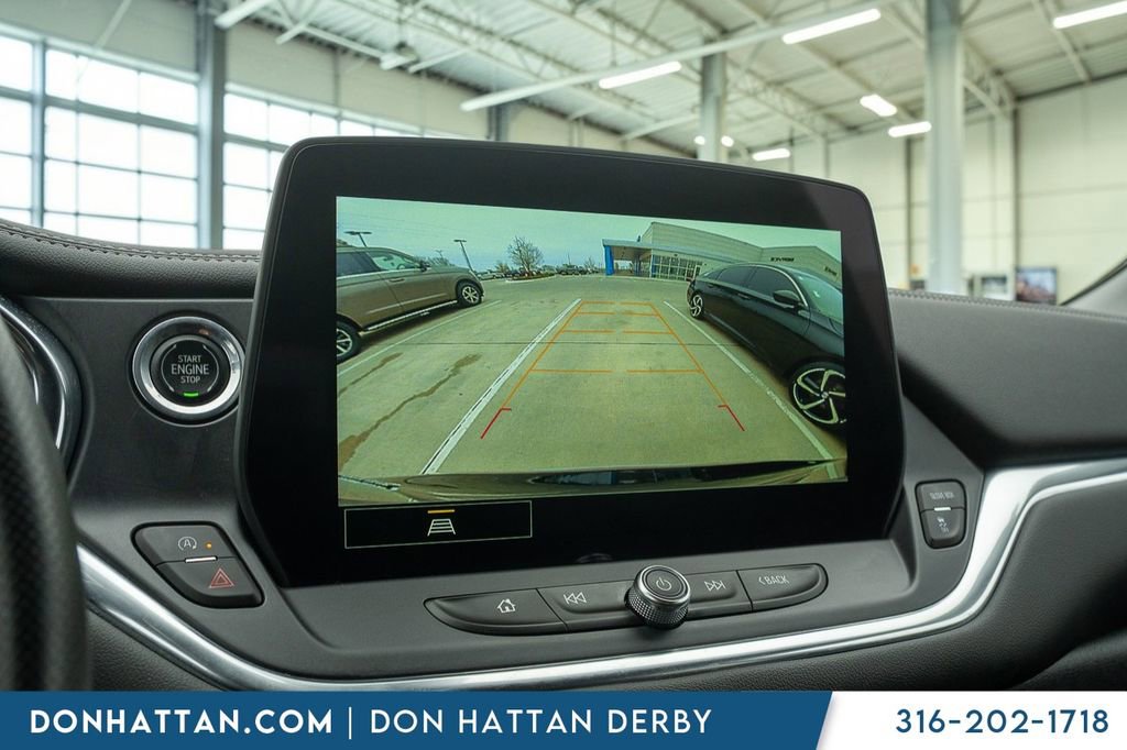 Used 2024 Chevrolet Blazer LT w/ Convenience Package FWD image 7