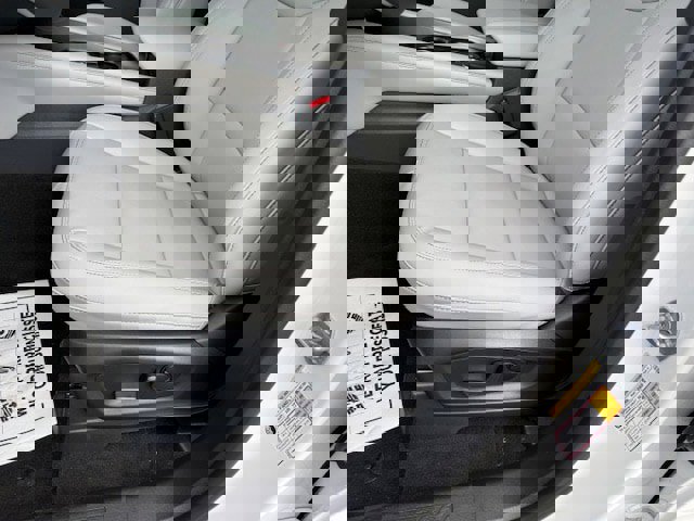 New 2026 Ford Explorer Active w/ Active Comfort Package image 11