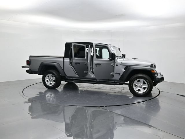 Used 2020 Jeep Gladiator Sport w/ Quick Order Package 24S AWD/4WD image 52
