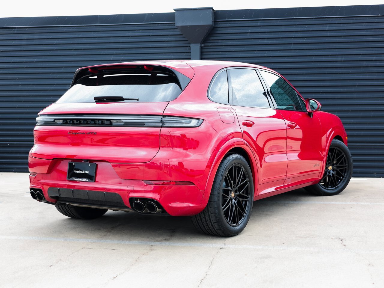 New 2025 Porsche Cayenne GTS image 7