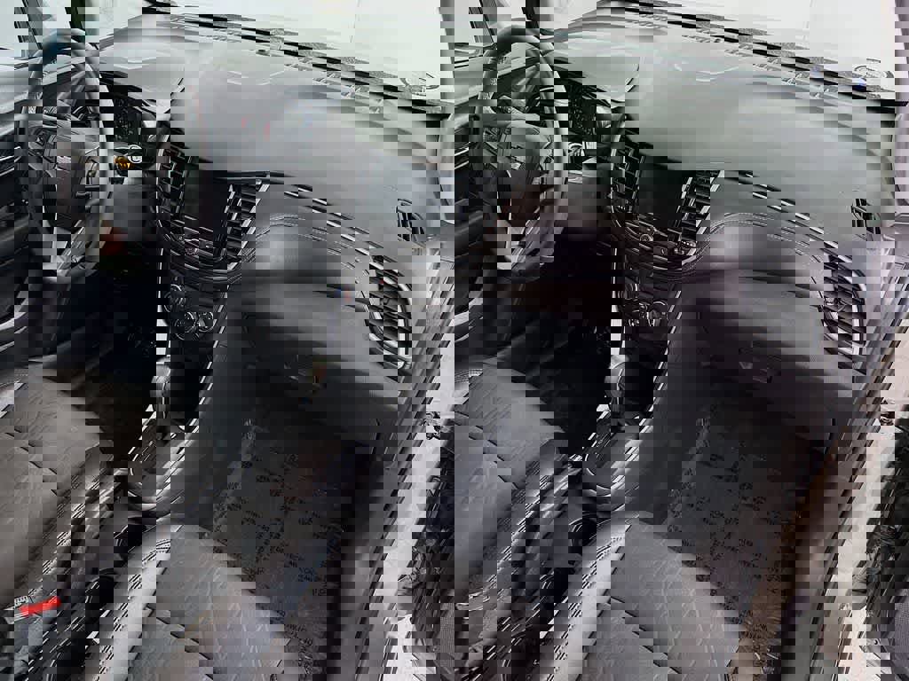 Used 2021 Chevrolet Trax LT w/ Driver Confidence Package image 31