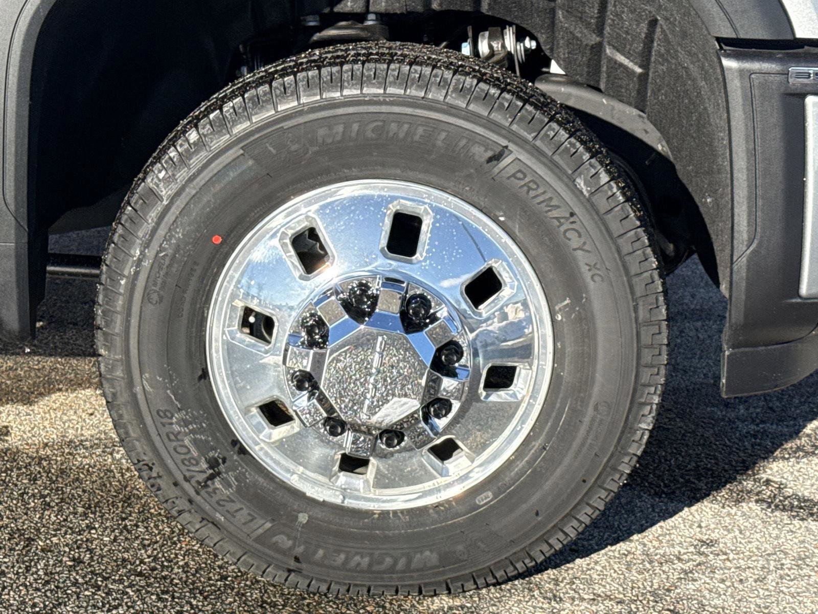 New 2026 GMC Sierra 3500 Denali Ultimate image 14