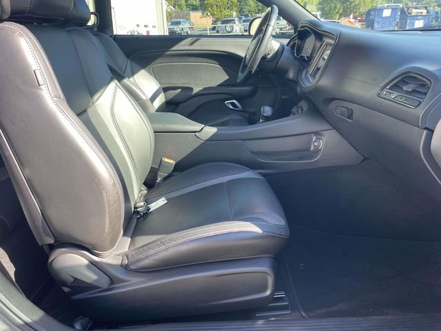Used 2023 Dodge Challenger SXT w/ Plus Package RWD image 13