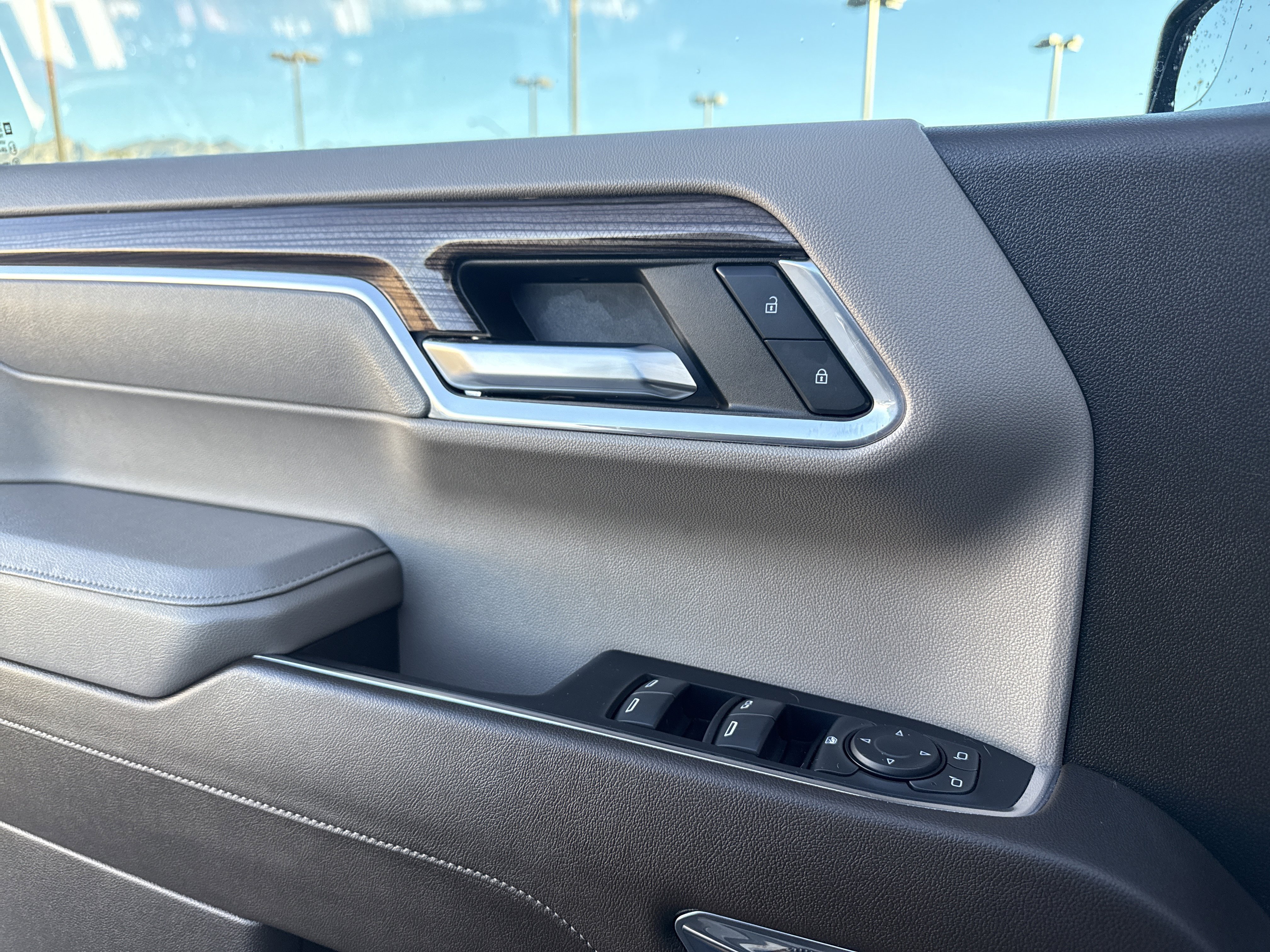 Used 2023 Chevrolet Silverado 1500 RST w/ Z71 Off-Road Package image 14