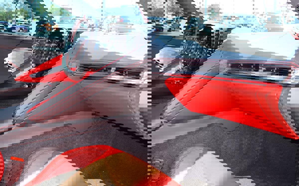 Used 2023 Chevrolet Corvette Stingray Premium Conv w/ Z51 Performance Package image 38