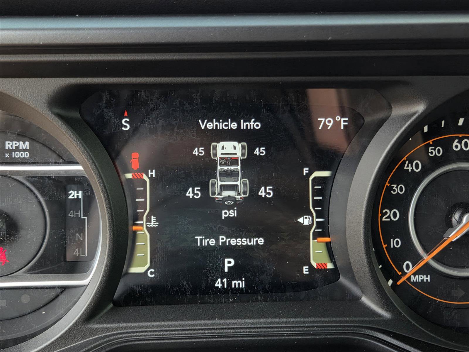 New 2026 Jeep Wrangler Unlimited Rubicon w/ Xtreme 35 Tire Package image 26