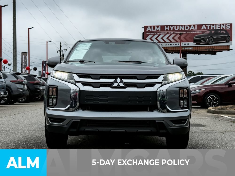 Used 2024 Mitsubishi Outlander Sport SE AWD/4WD image 3