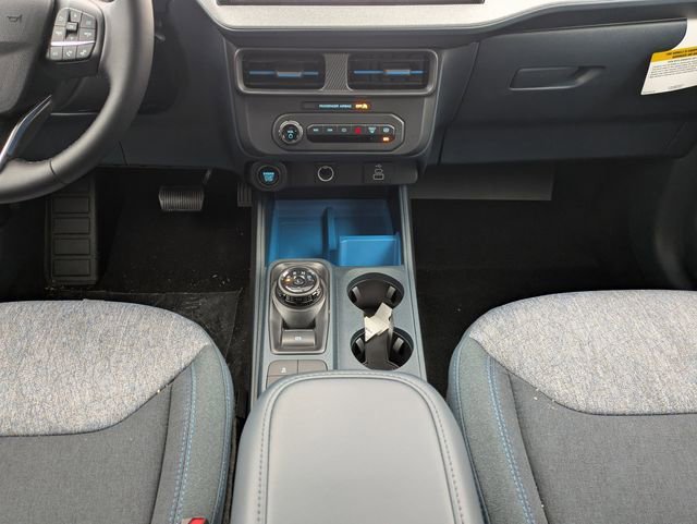 New 2025 Ford Maverick XLT w/ XLT Luxury Package FWD image 19