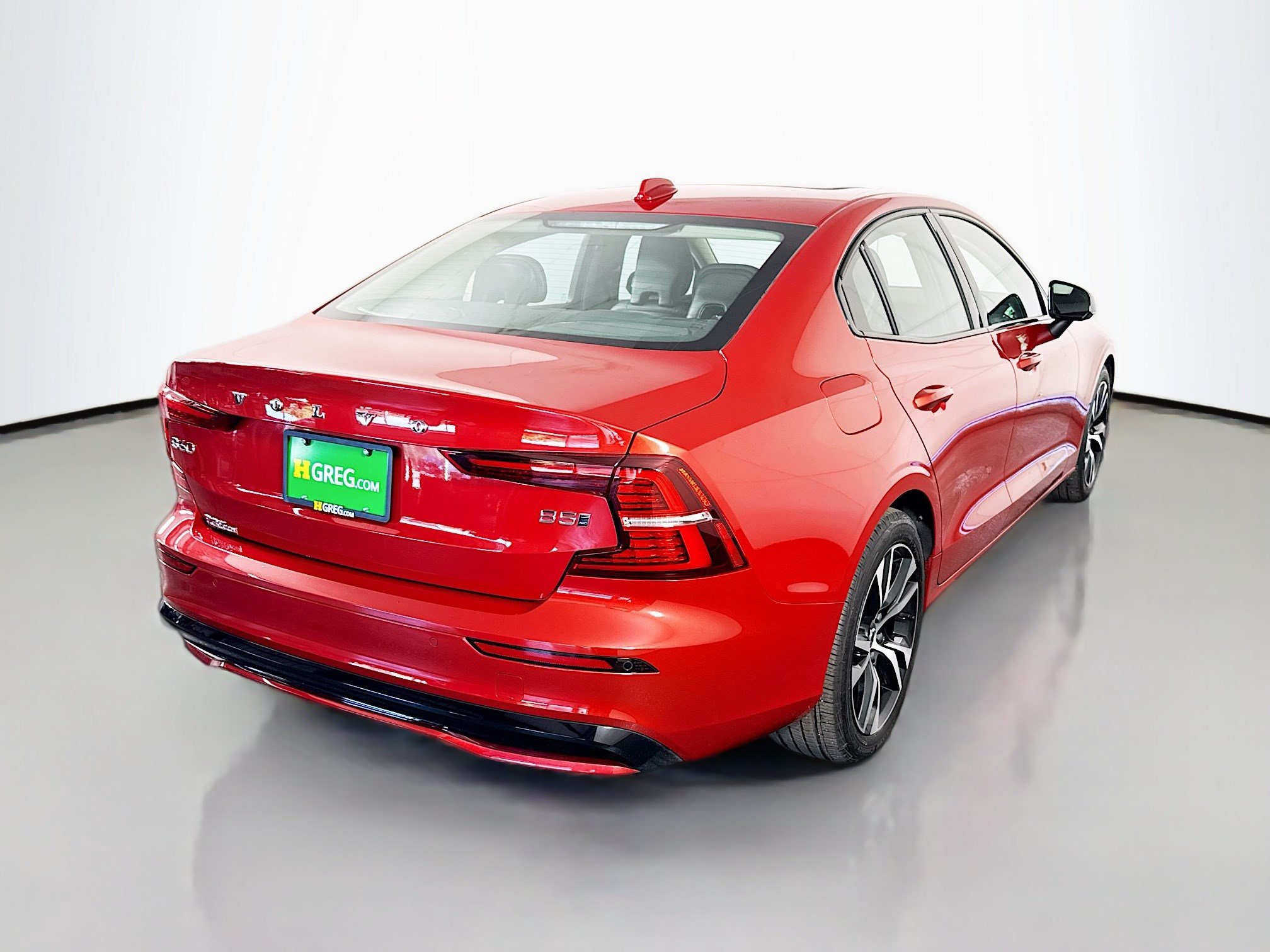Used 2023 Volvo S60 B5 Core AWD/4WD image 10