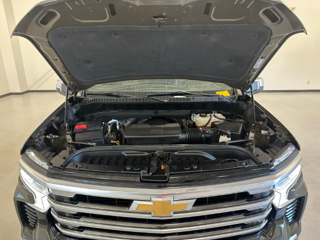 Certified 2023 Chevrolet Silverado 1500 High Country AWD/4WD image 31