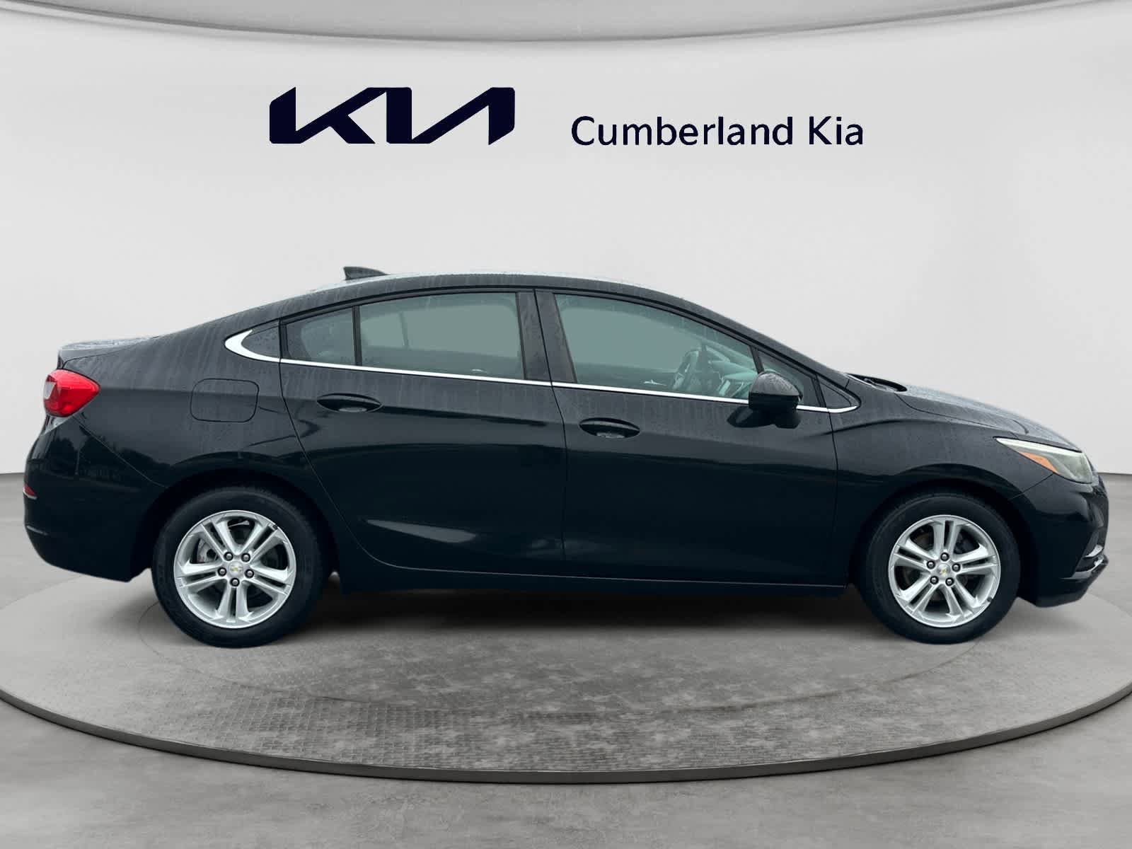 Used 2016 Chevrolet Cruze LT FWD image 6