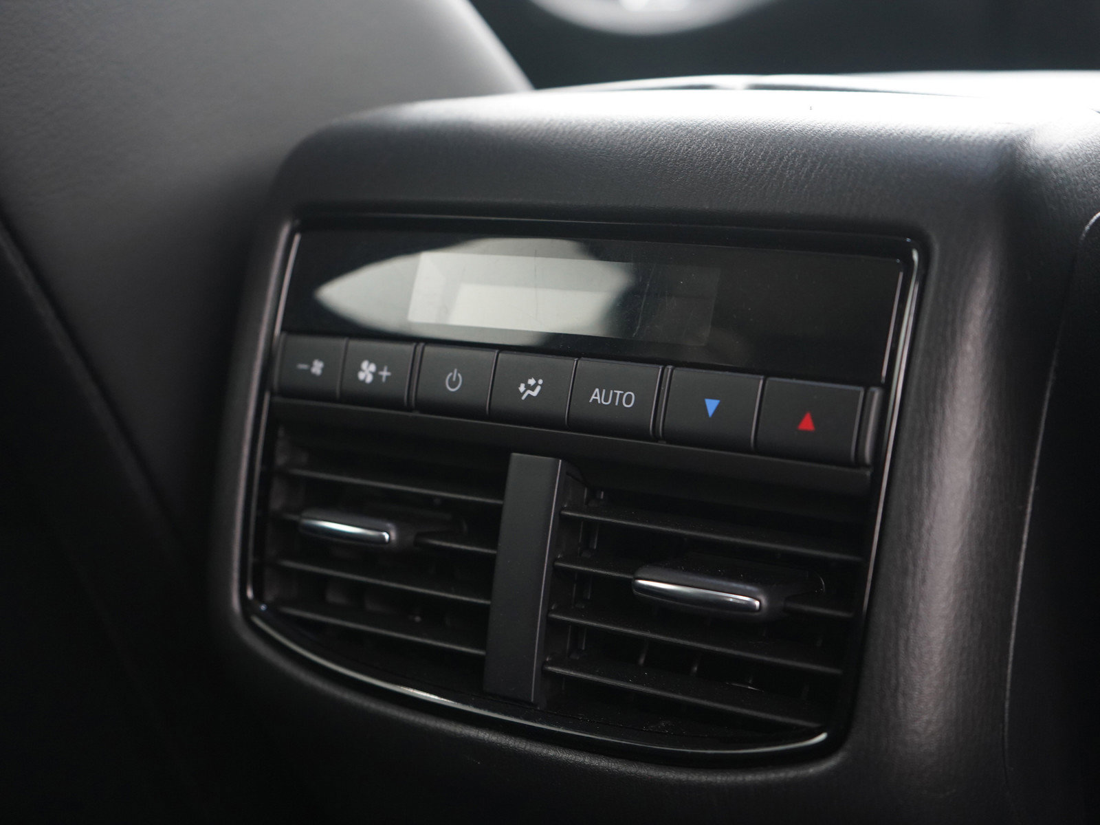 Used 2023 MAZDA CX-9 Touring image 19