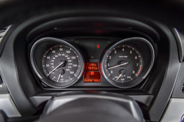 Used 2011 BMW Z4 sDrive35i RWD image 24