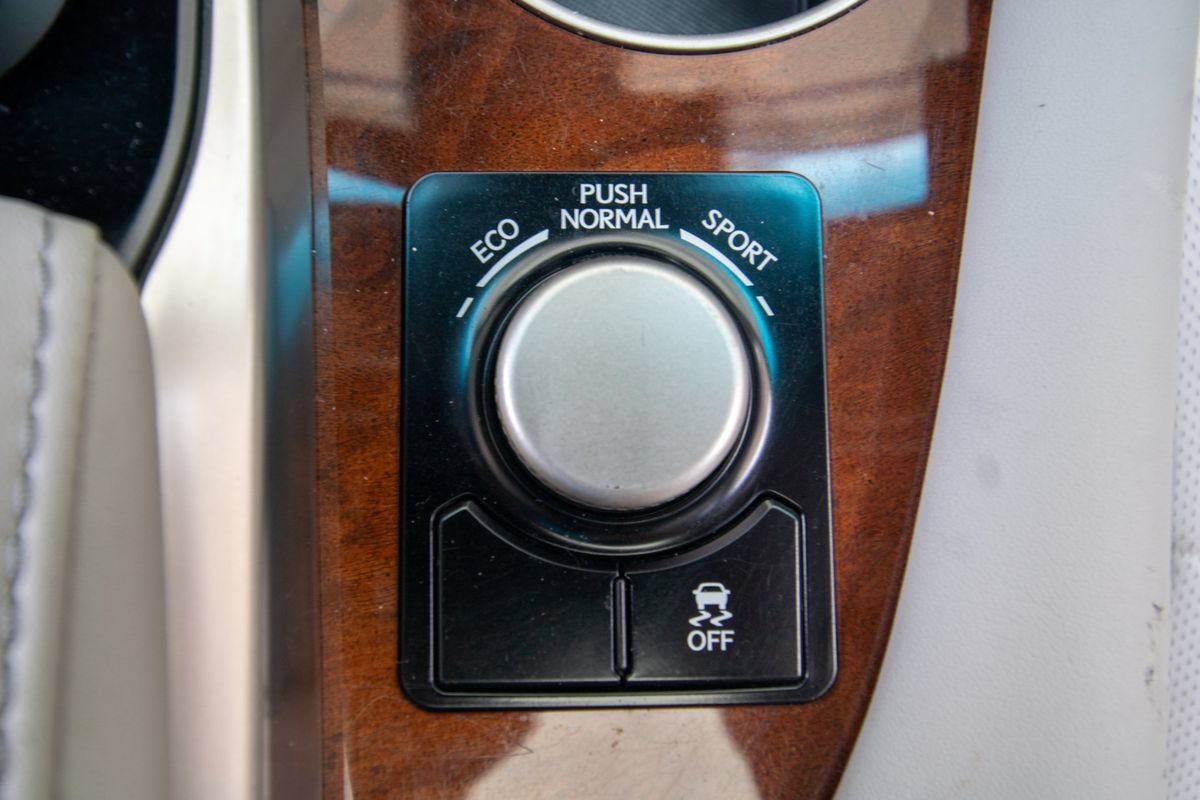 Used 2019 Lexus RX 350L FWD w/ Premium Package image 33