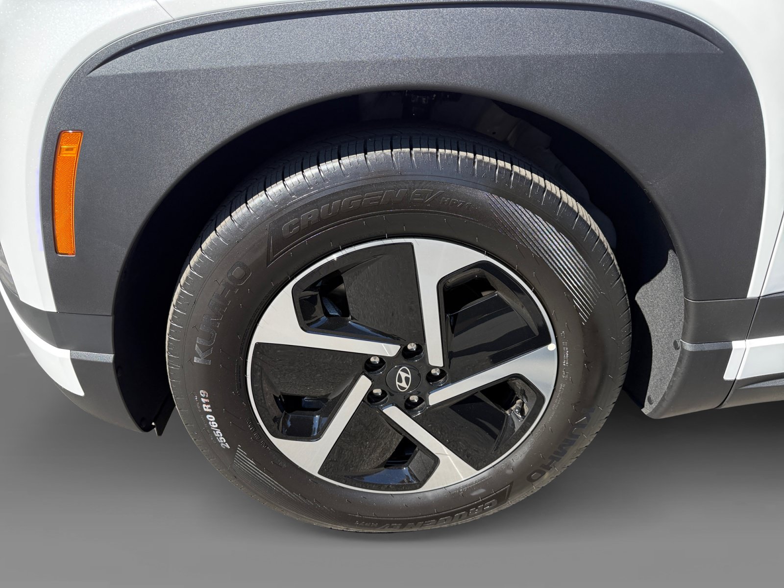 Certified 2026 Hyundai Ioniq 9 S RWD image 9